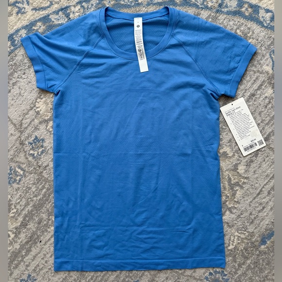 Lululemon Swiftly Tech Short-Sleeve Shirt 2.0 *Hip Length Pool Party - Picture 3 of 7